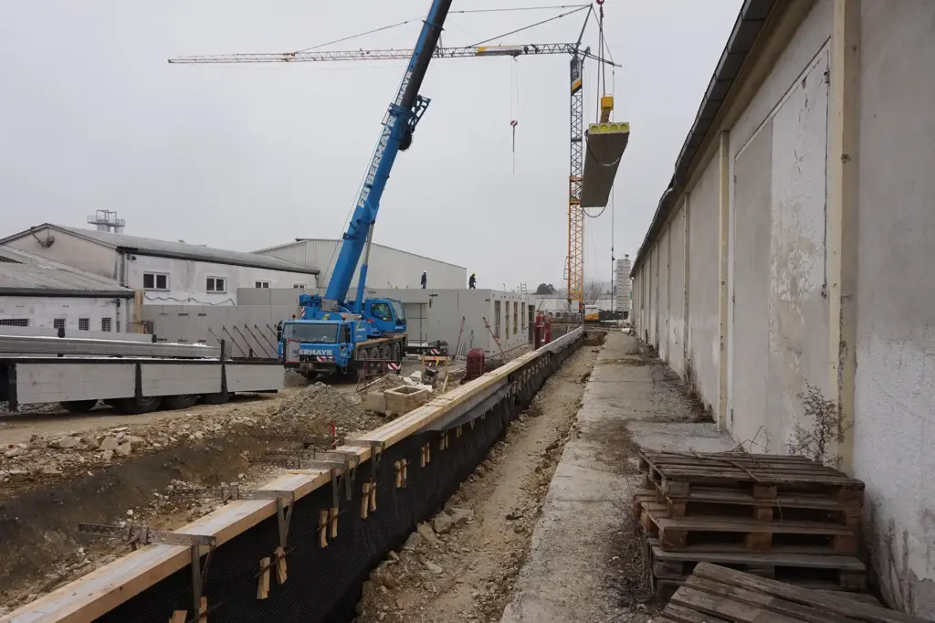 Galeriebild 9/11 – Peindl Autohaus – Unser Betrieb