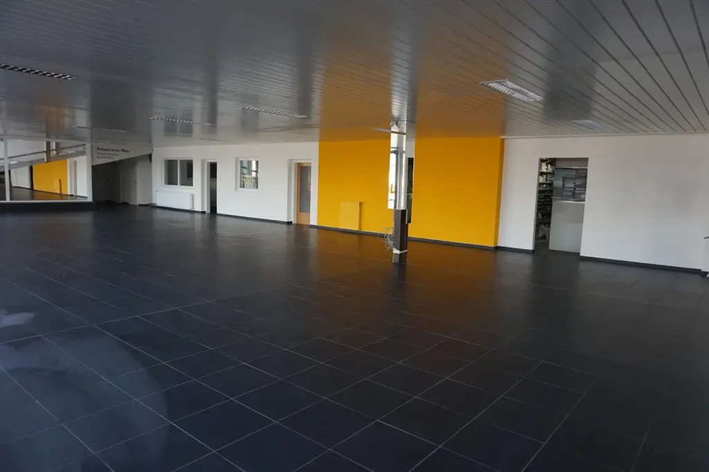 Galeriebild 11/11 – Peindl Autohaus – Unser Betrieb